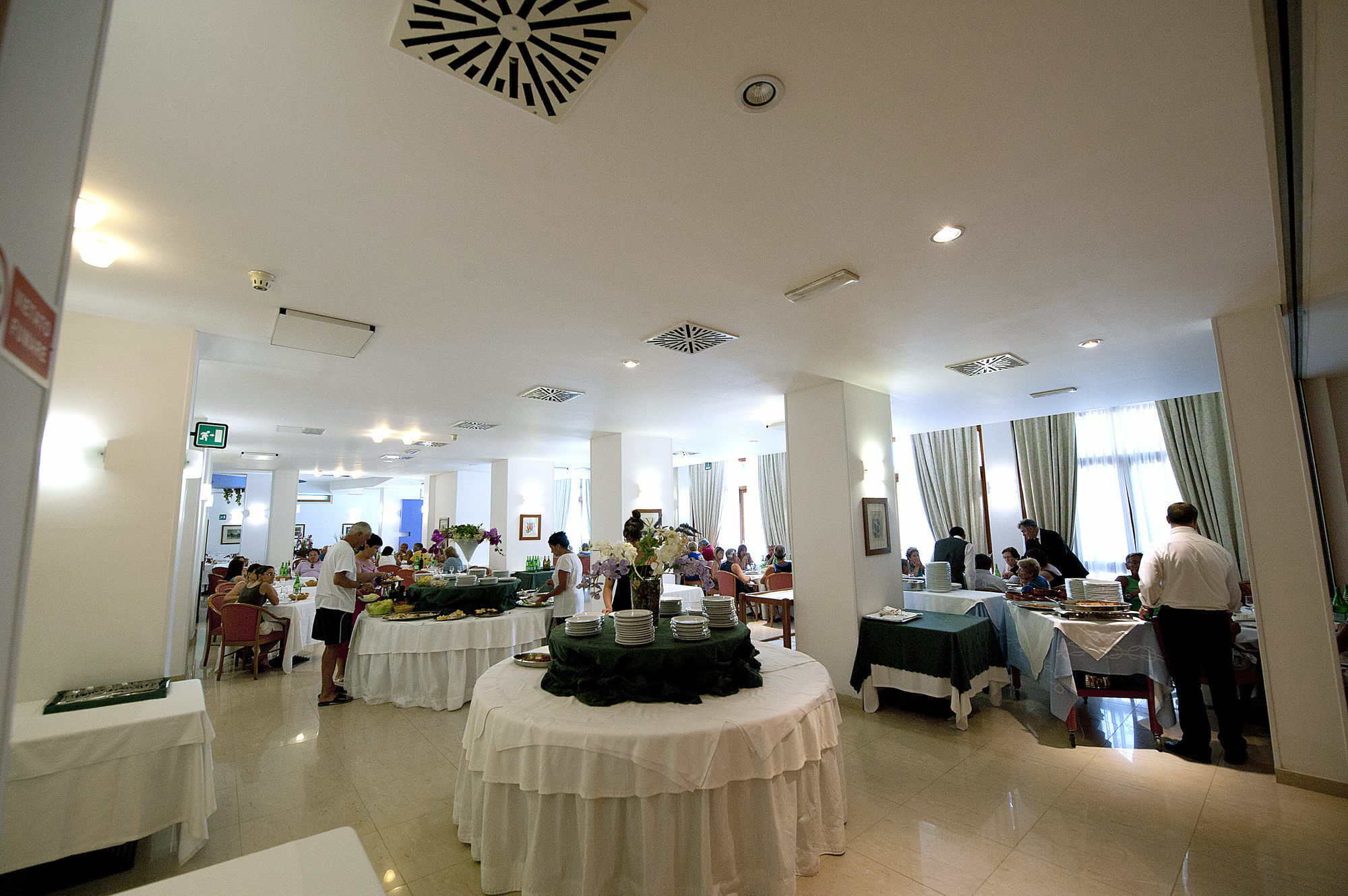 Hotel Degli Aranci Vieste Eksteriør billede